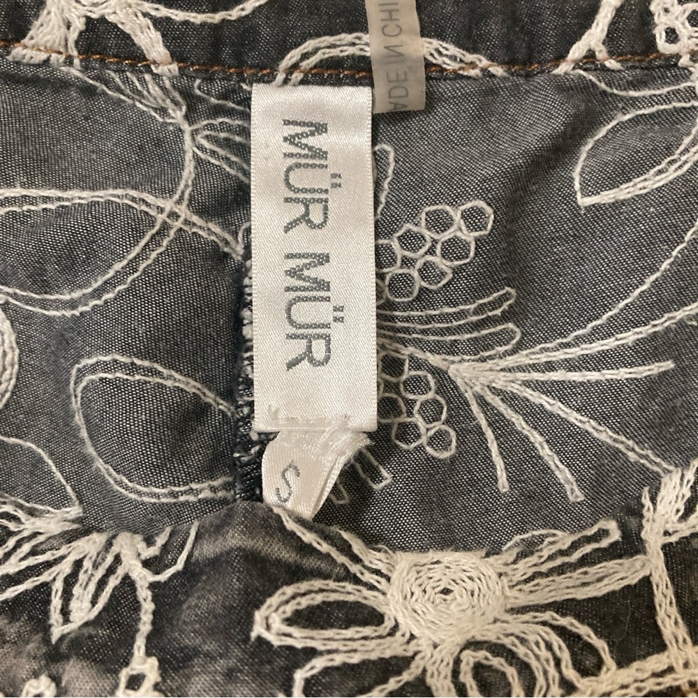 Anthropologie Mur Mur 100% Cotton Gray & White Shorts Sz. S Embroidered floral - Picture 6 of 16